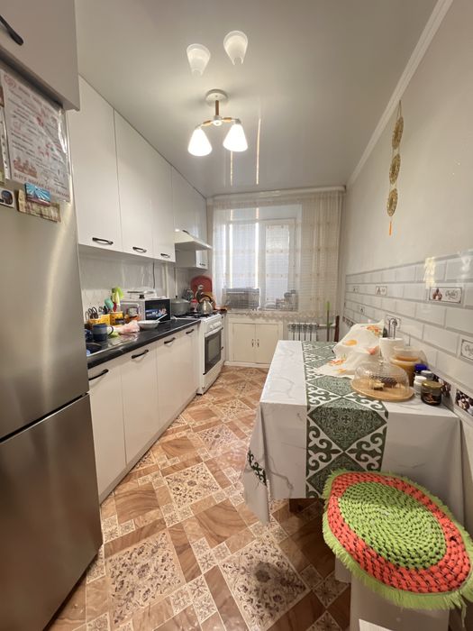 Продам 3-ную квартиру район Схи