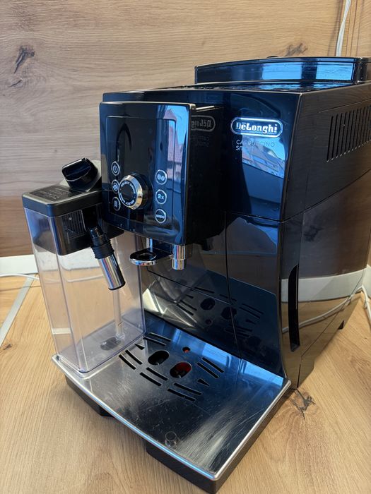 Espressor automat DeLonghi Magnifica S ECAM 23.260.B, 1450 W, 15 bar, 1.8 l, Negru