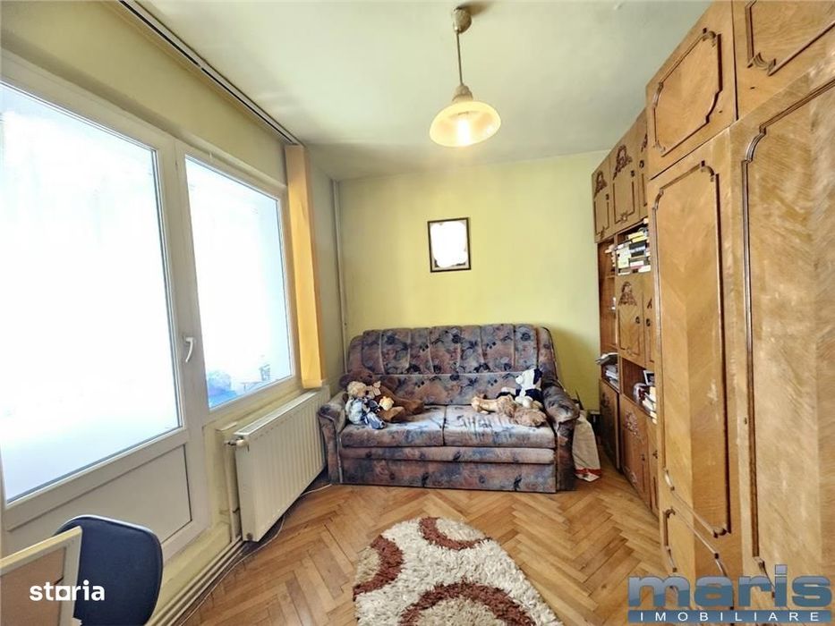 Apartament 3 camere etaj 3 cu 2 bai in Tudor Pandurilor