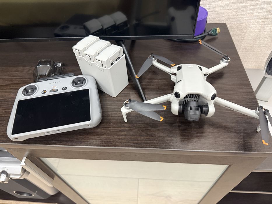 Dji Mini 4 Pro Fly More Combo