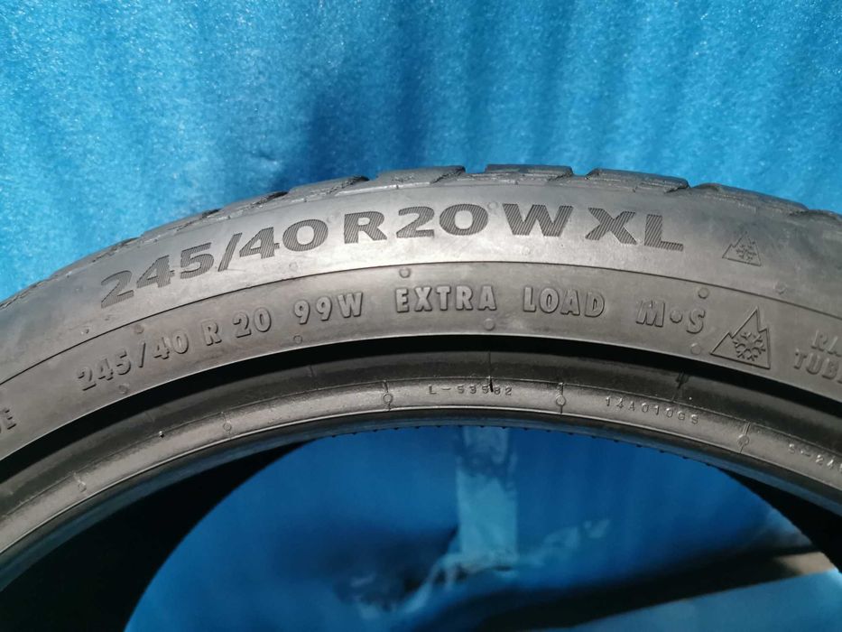 245/40/20 continental m+s 2 buc