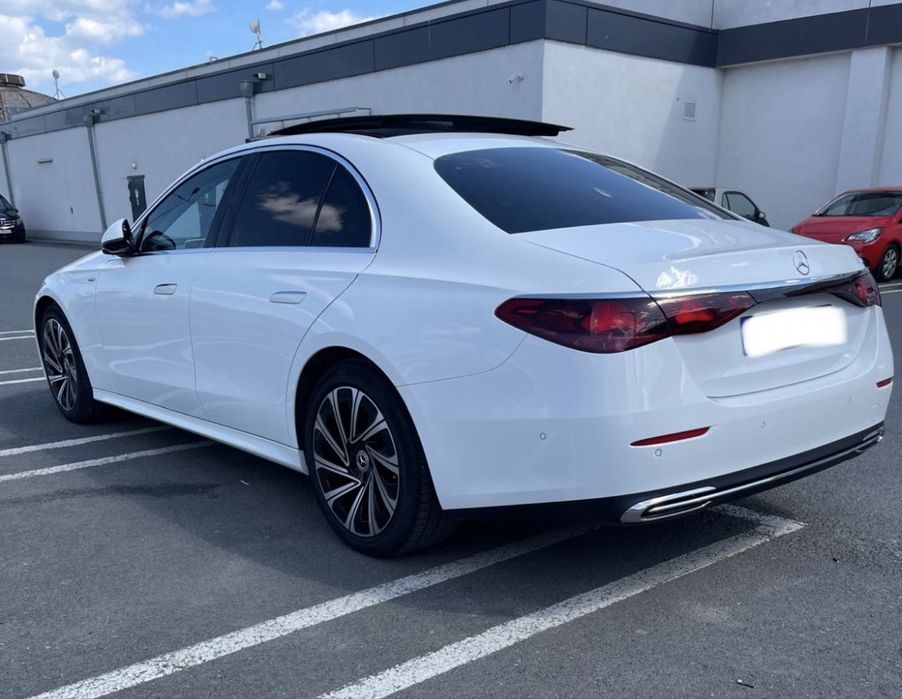 MERCEDES-BENZ E-Class 2024 — imagine 5