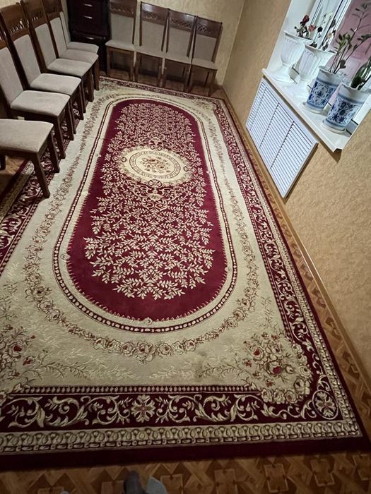 Срочно продам ковёр