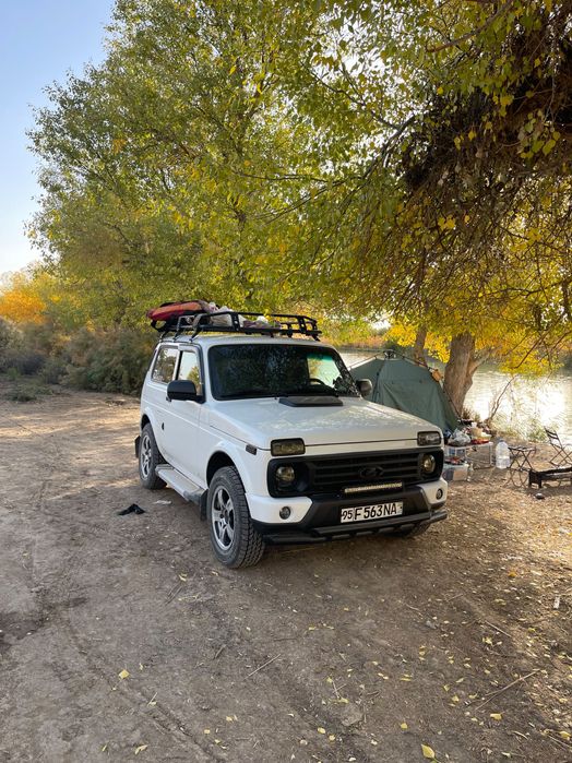 NIVA URBAN Машина свежая