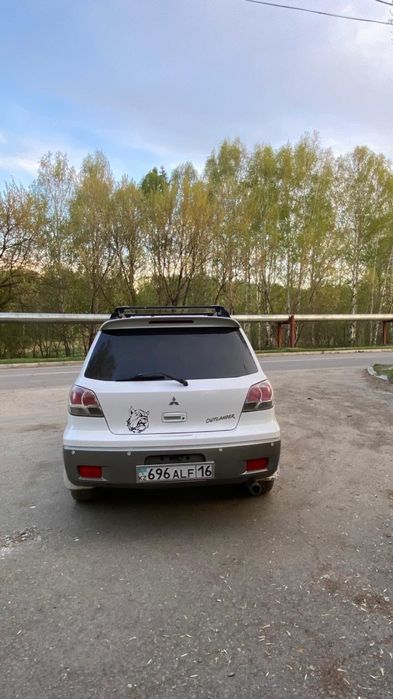 Продам Автомобиль аутлендер 1