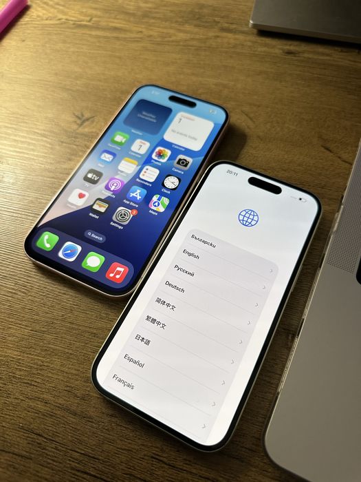iPhone 15 - заключени