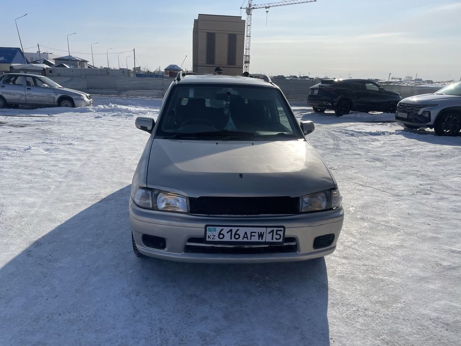 Продам мазду демио