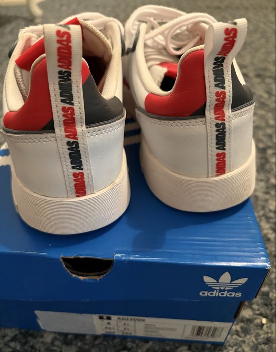 Маратонки adidas Originals