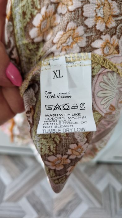 Нови рокли различни модели