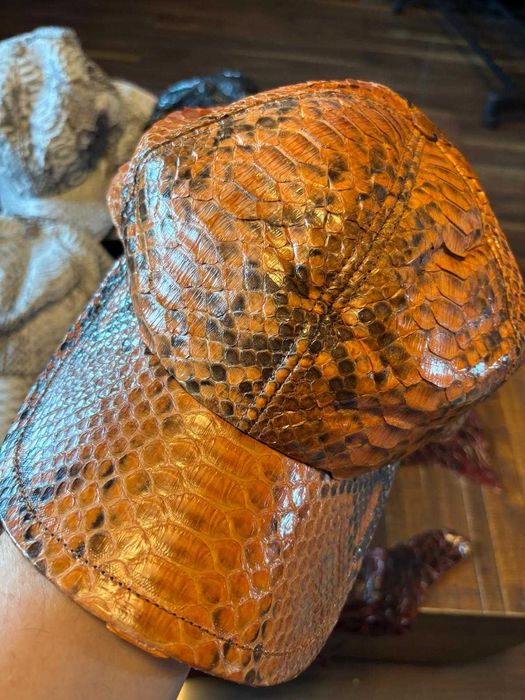 Sepci unisex  din piele  exotica  de piton