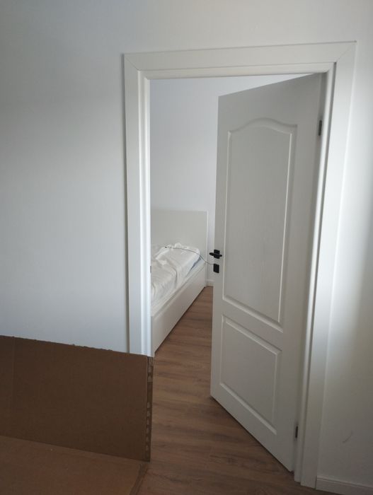 Vand apartament o camera plus camera de zi Floresti Cluj — fotografia 1