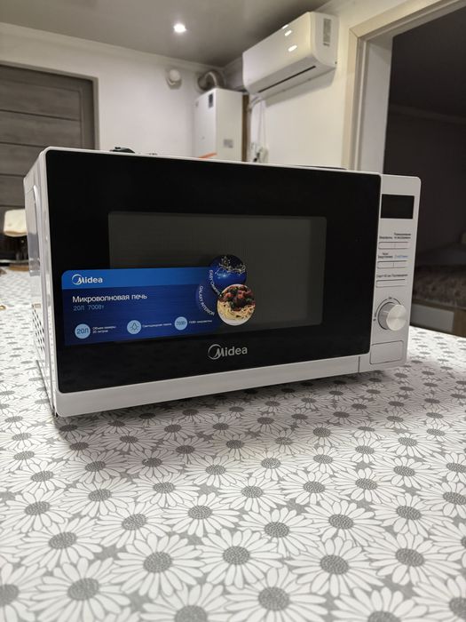 Микроволновая печь Midea
