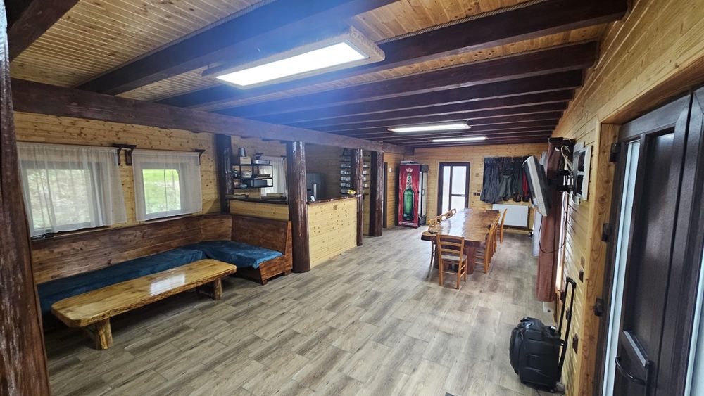 Inchiriez Cabana cu ciubăr și piscină in Valea Ierii , Cluj