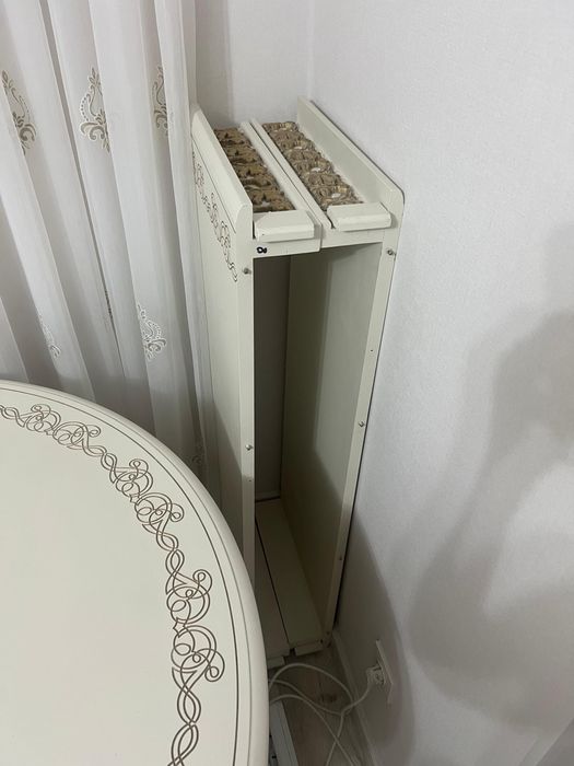 Стол для гостиной