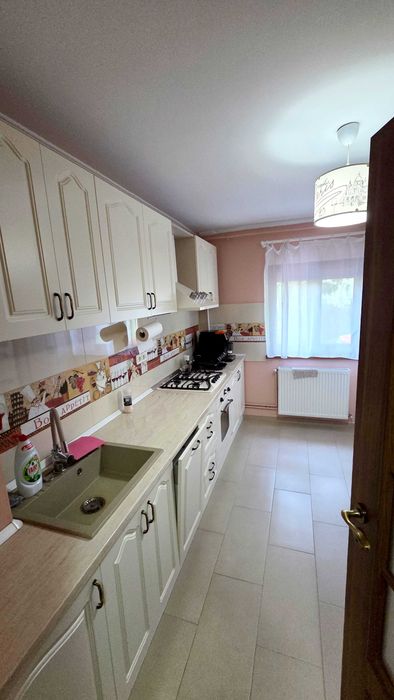 PROPRIETAR, Vand Apartament 3 camere decomandate aproape de Iulius Town