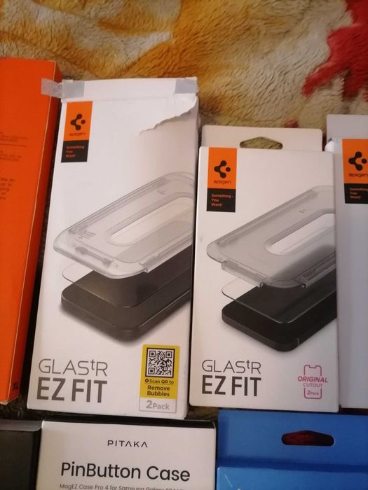 Huse , Geamuri protectie iPhone Series 13,14, 15 Pro,Kindle