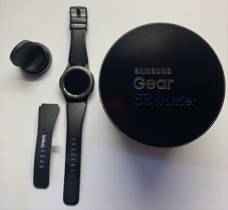 Продам смарт часы samsung gear S3 Frontier
