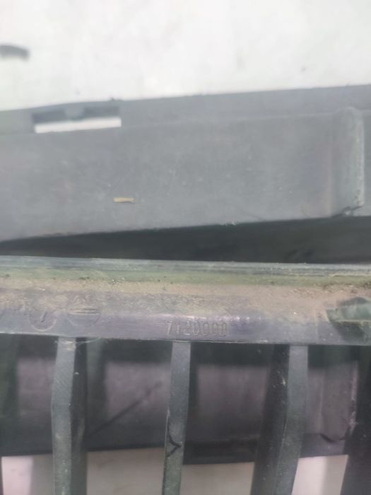Grila bara fata 7120008 BMW Seria 3 E90 [2004 - 2010]