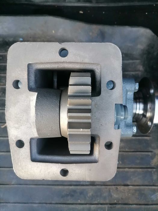 Продам раздатки на камаз автокран