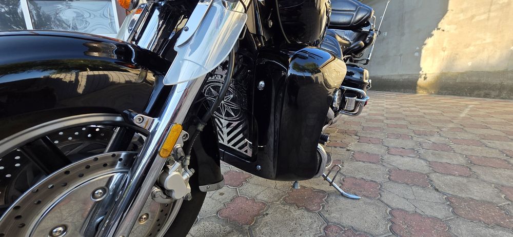 Yamaha Royal Star Midnight Venture 2004