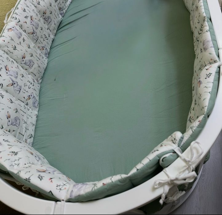 Манеж с бортиками