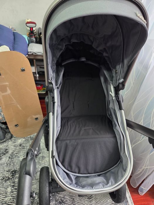 Продам коляску 2 в 1