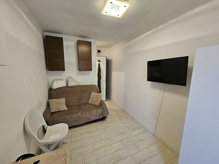 Garsoniera de vanzare