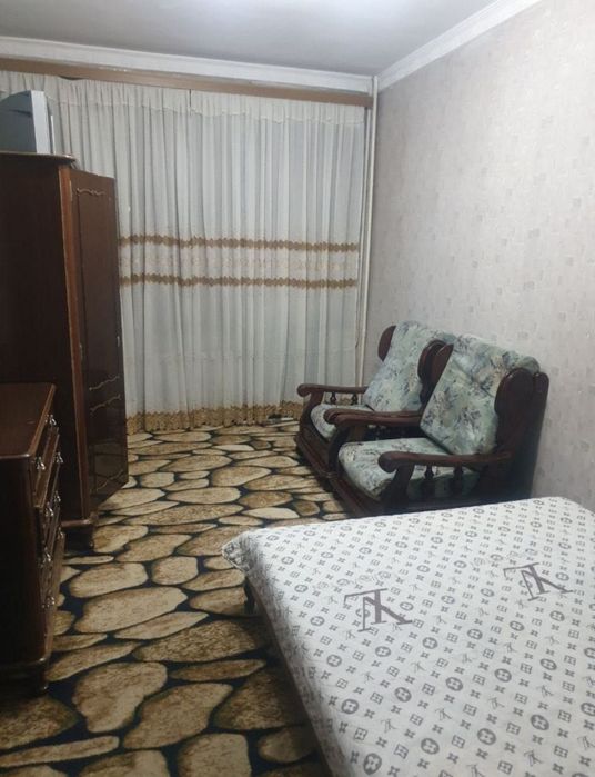 Продам 2 ком Юнусабад 11 квартал