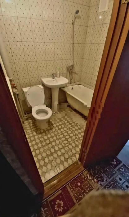 Продам 2 х ком.квартиру 7 мкр