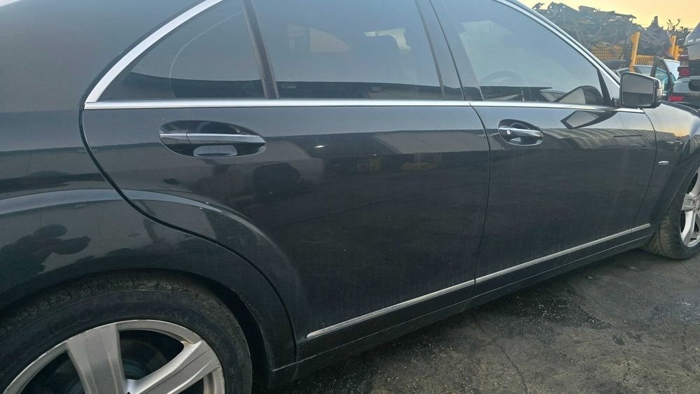 Dezmembrez Mercedes S class W221 facelift S350 S450 S500 4matic