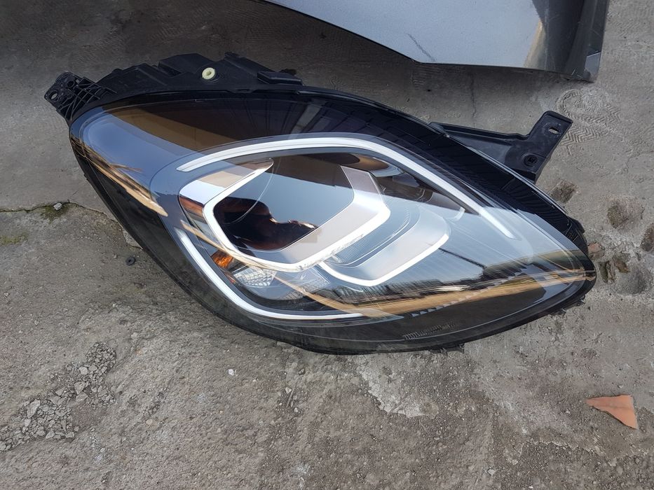 Bara fata,grila,far dreapta ford puma 2019,2020,2021,2022