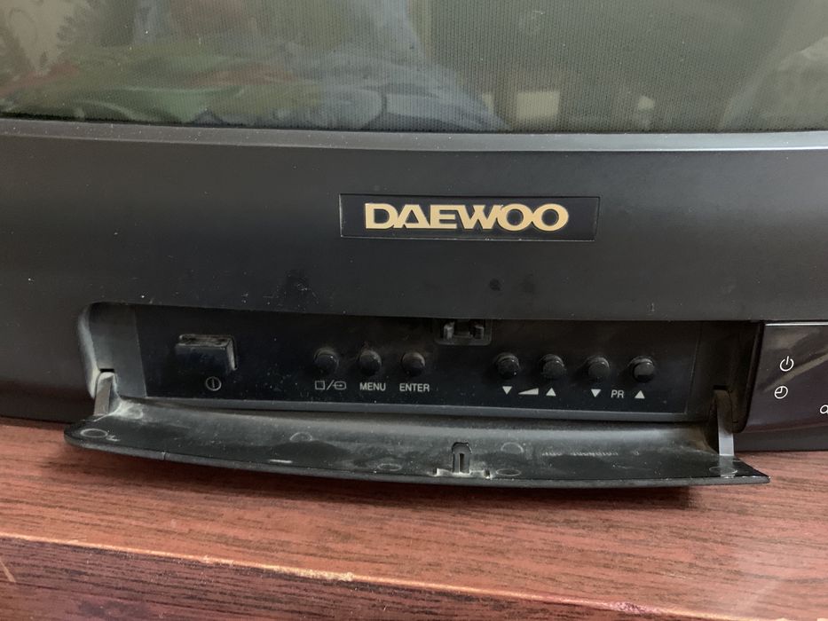 Продам телевизор Daewoo