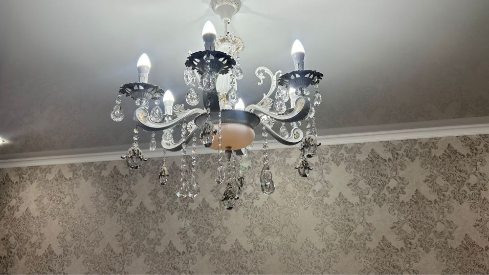 люстра для дома.