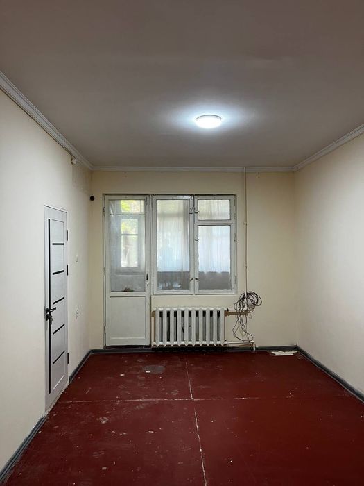 Срочно продаётся квартира Мирабадский р-н Куйлюк массив 1 3/1/4