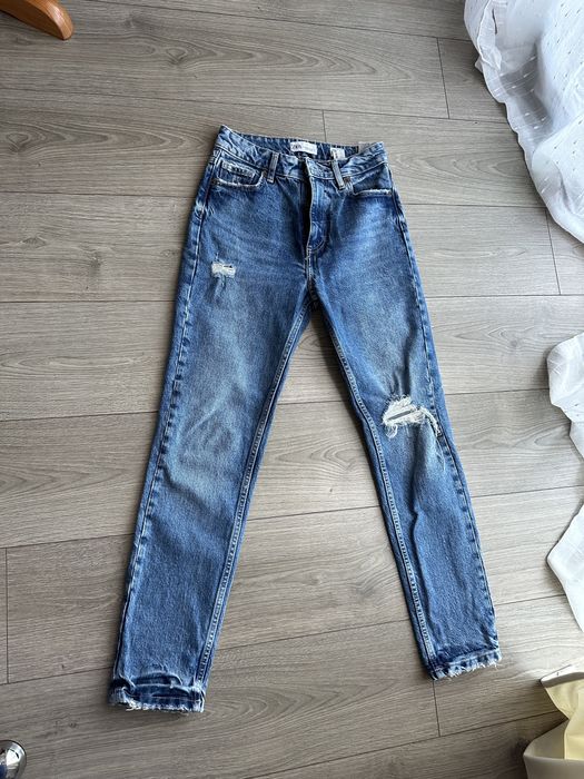 Vand blugi zara, marimea 34, stare impecabila