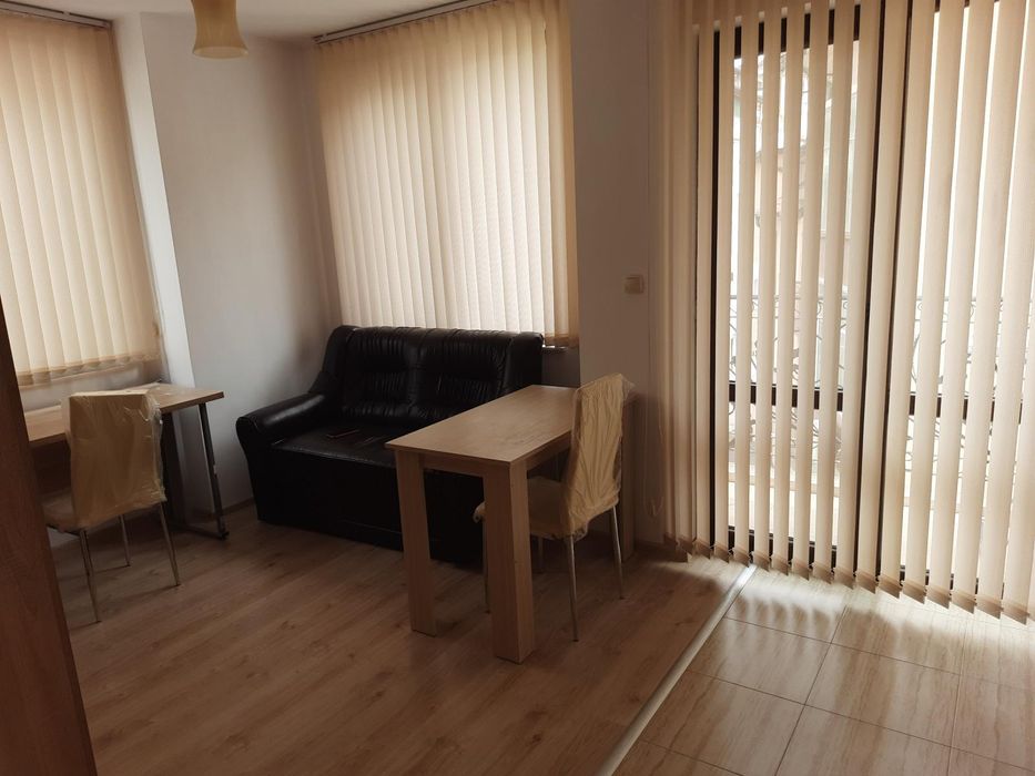 Дава се под наем Двустаен апартамент в Пловдив, Младежки Хълм - 50 кв.м за 550 € - Снимка #2