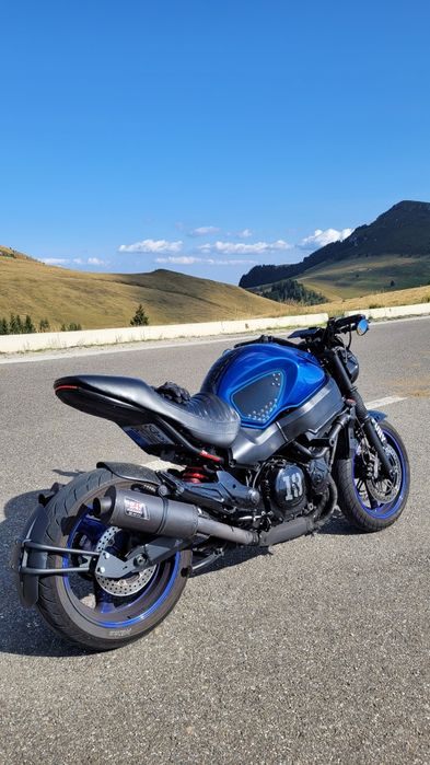 Honda X11 Custom Cafe