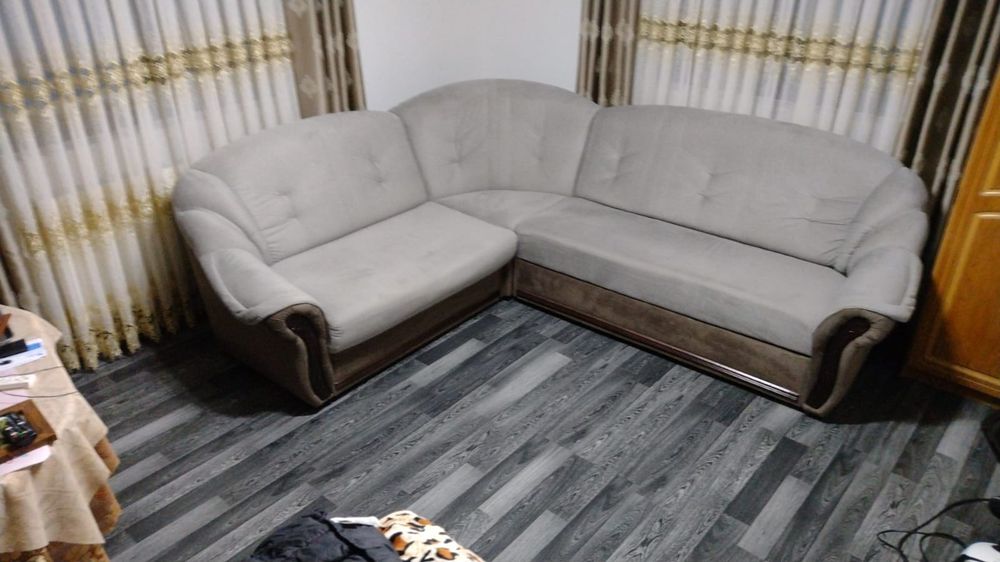 Vand coltal extensibil