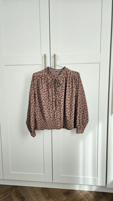 Ризка с връзки Uniqlo, размер М