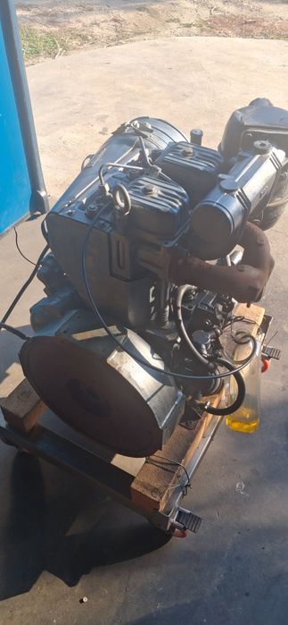 Motor VM 2 pistone motopompa generator tractoras motoagricola