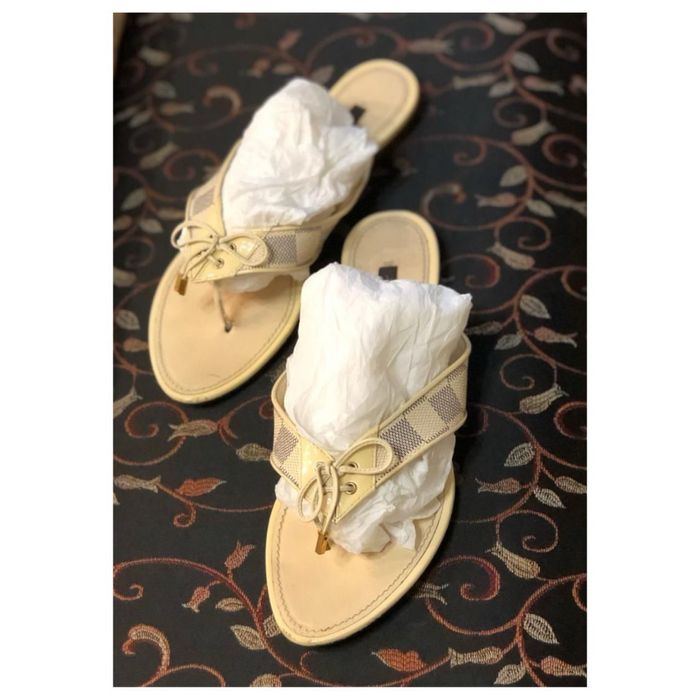 Шлепанцы Louis Vuitton