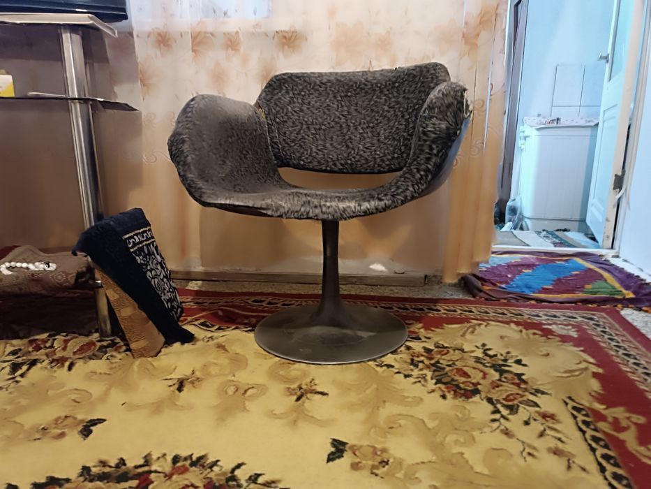 Айналмалы орындык сатылады