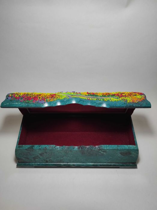 Шкатулка из камня