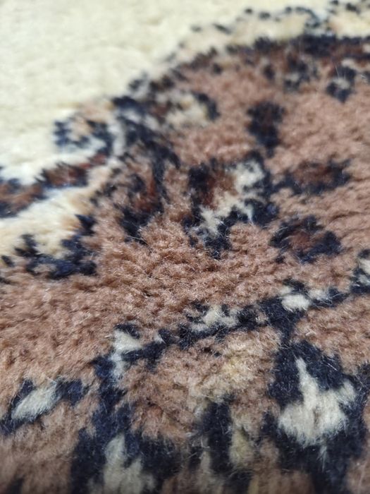 Ковер из натуральной шерсти