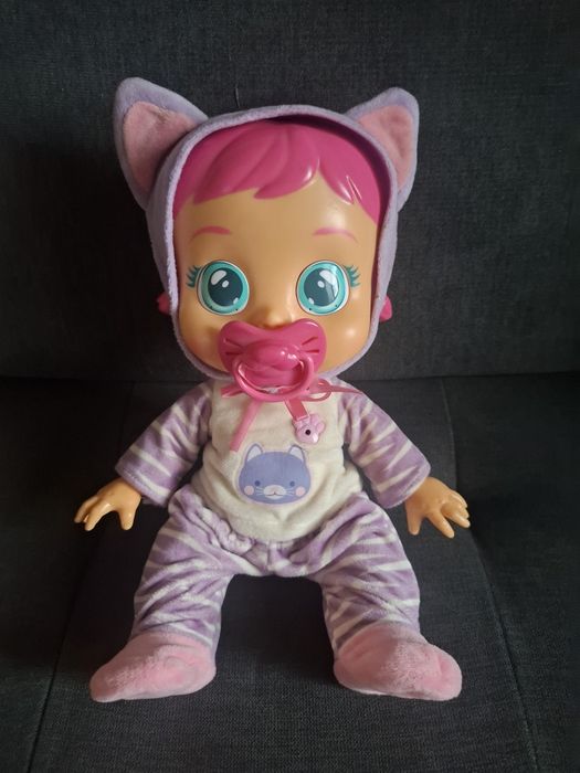 CryBabies кукли и baby Annabell Лили се учи да ходи