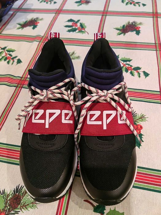 Маратонки на Pepe jeans