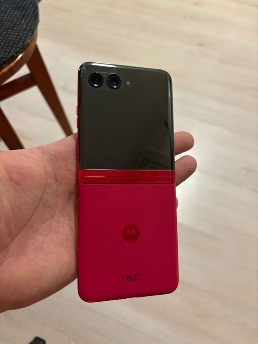 Motorola razr 40 ultra vând/schimb
