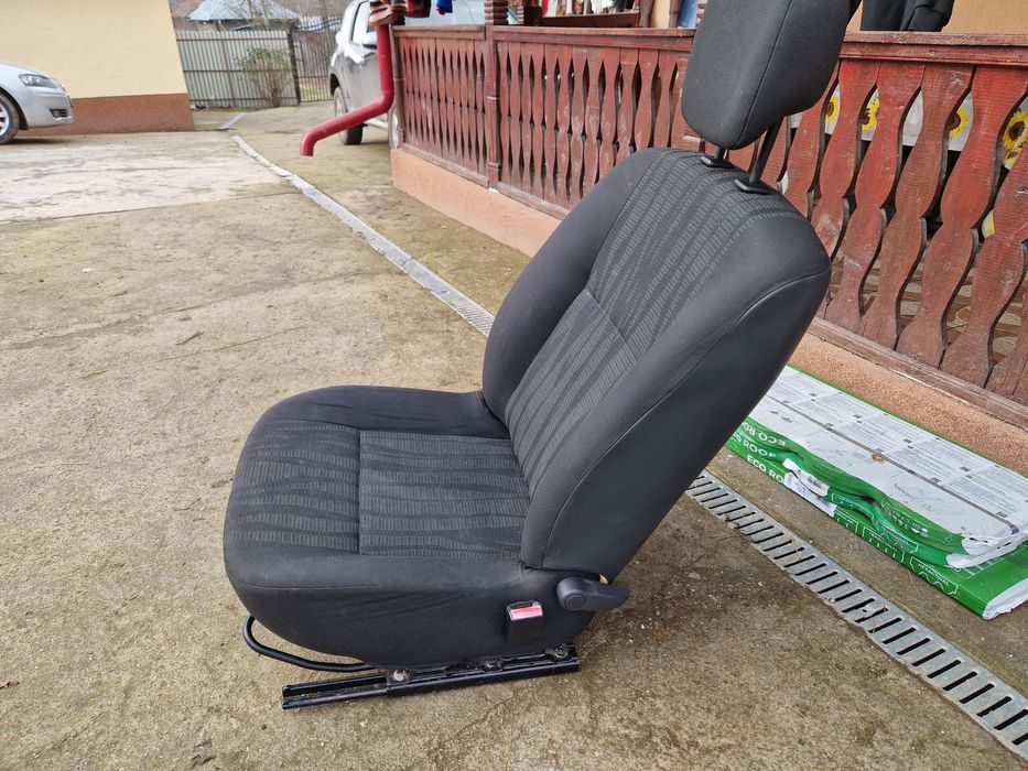 Scaun Dacia Duster 1