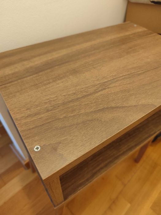 Noptieră PAL aspect nuc