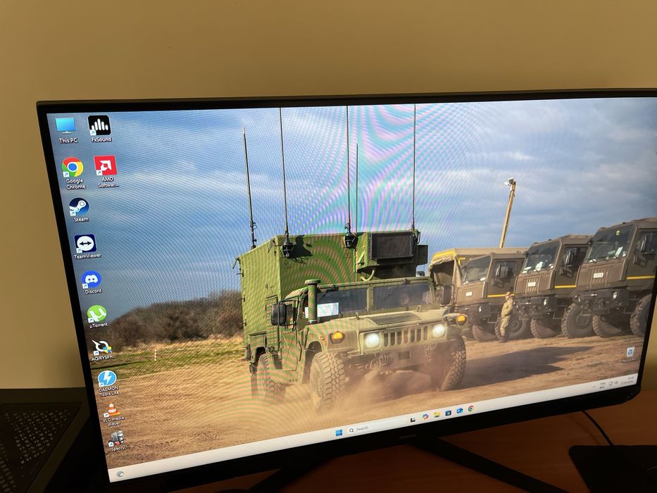 Vand componente gaming( monitor, mouse,etc…)